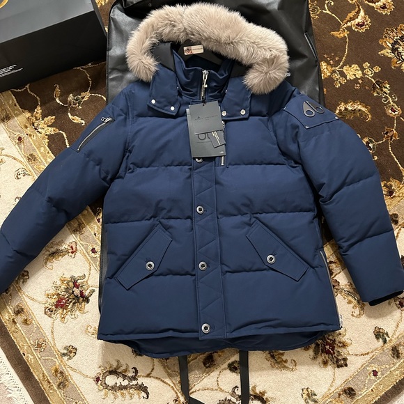 Brand New NAVY BLUE Moose Knuckles, Size: XL. - Picture 7 of 16